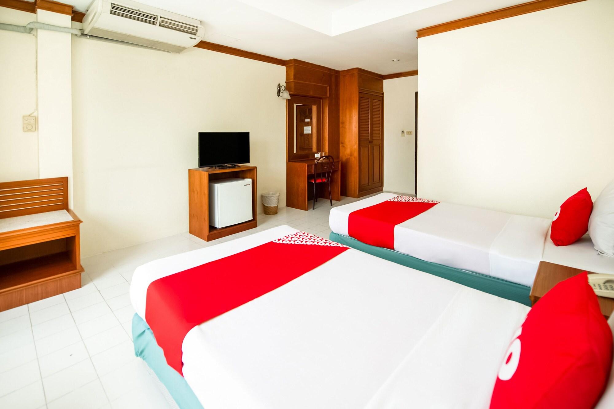 Oyo 320 Regent 2002 Guest House Phuket Exterior photo