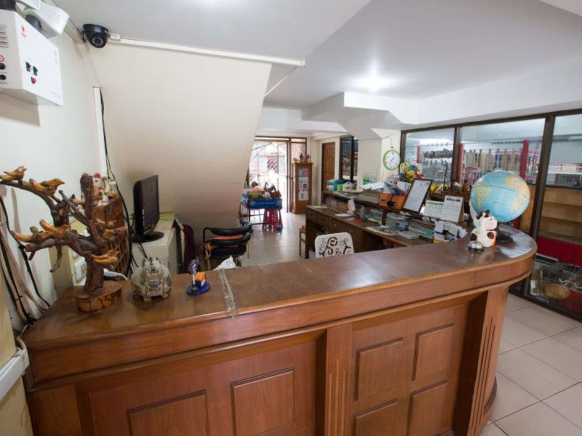 Oyo 320 Regent 2002 Guest House Phuket Exterior photo